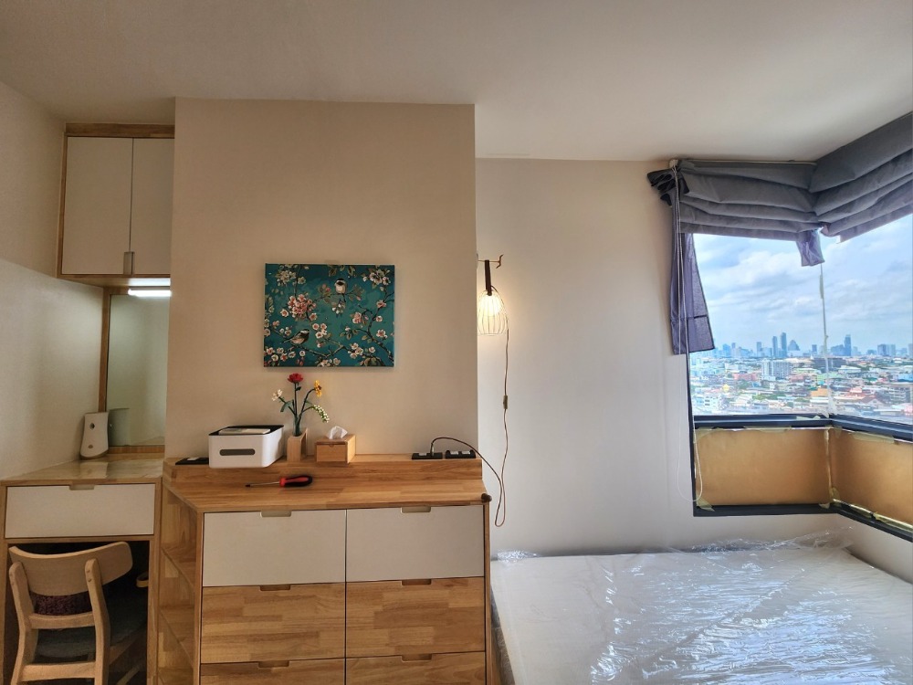 ให้เช่าคอนโดปิ่นเกล้า จรัญสนิทวงศ์ : สถานะตามภาพปก ลดราคาครับ**ห้องว่างครับผม แบบ 2 ห้องนอน 2 น้ำ หายาก ห้องมุมทิศใต้** ให้เช่า The Tree Charan 30 (เดอะทรี จรัญ 30) เฟอร์ไม้บิ้วอิน จอดรถได้ 2 คัน SN494.16