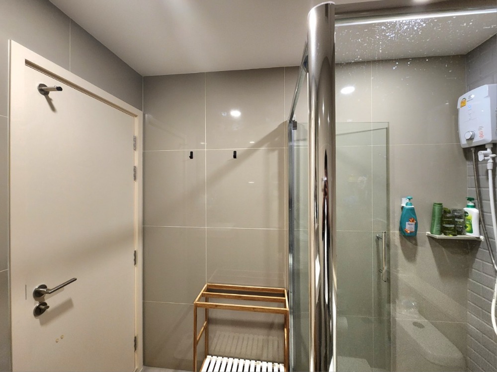 ให้เช่าคอนโดปิ่นเกล้า จรัญสนิทวงศ์ : สถานะตามภาพปก ลดราคาครับ**ห้องว่างครับผม แบบ 2 ห้องนอน 2 น้ำ หายาก ห้องมุมทิศใต้** ให้เช่า The Tree Charan 30 (เดอะทรี จรัญ 30) เฟอร์ไม้บิ้วอิน จอดรถได้ 2 คัน SN494.16