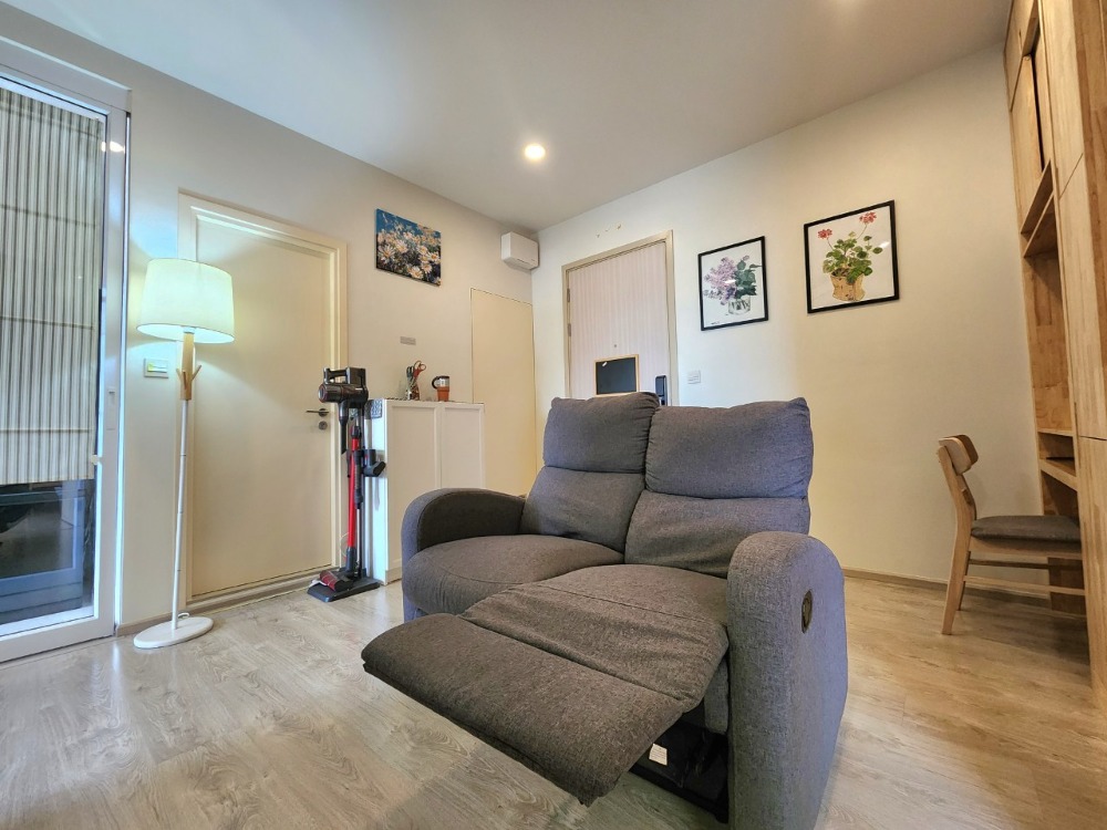 ให้เช่าคอนโดปิ่นเกล้า จรัญสนิทวงศ์ : สถานะตามภาพปก ลดราคาครับ**ห้องว่างครับผม แบบ 2 ห้องนอน 2 น้ำ หายาก ห้องมุมทิศใต้** ให้เช่า The Tree Charan 30 (เดอะทรี จรัญ 30) เฟอร์ไม้บิ้วอิน จอดรถได้ 2 คัน SN494.16