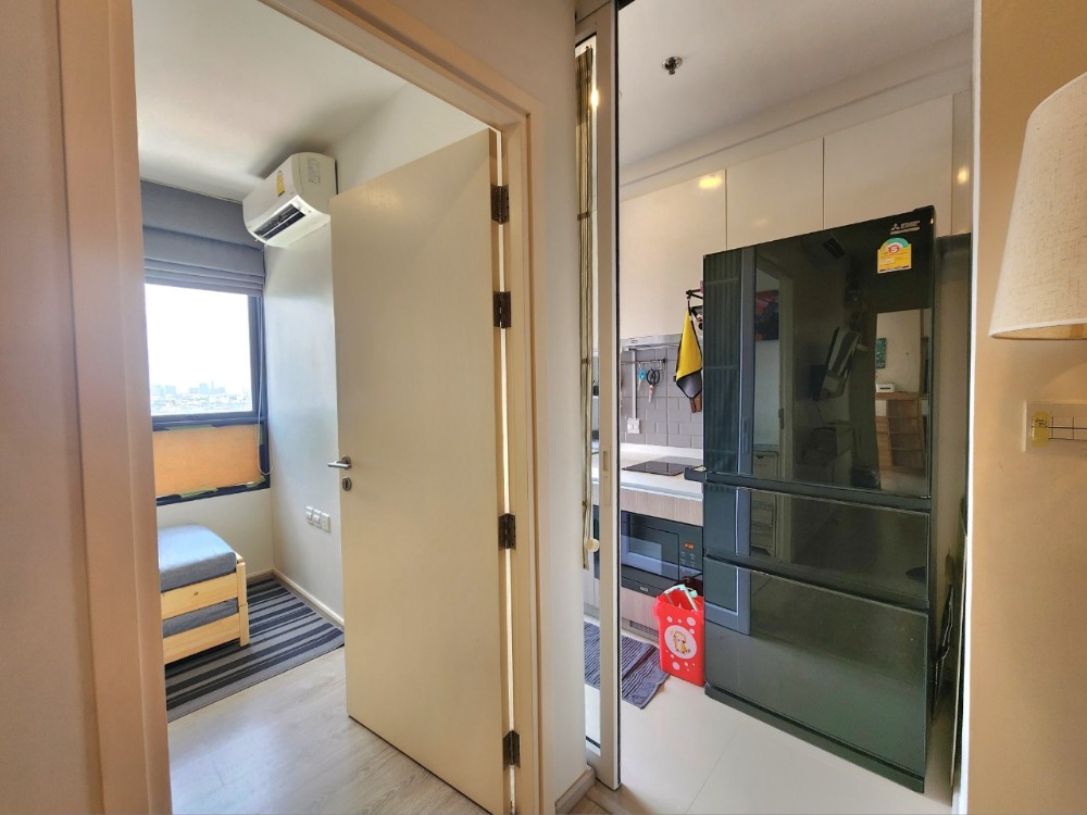 ให้เช่าคอนโดปิ่นเกล้า จรัญสนิทวงศ์ : สถานะตามภาพปก ลดราคาครับ**ห้องว่างครับผม แบบ 2 ห้องนอน 2 น้ำ หายาก ห้องมุมทิศใต้** ให้เช่า The Tree Charan 30 (เดอะทรี จรัญ 30) เฟอร์ไม้บิ้วอิน จอดรถได้ 2 คัน SN494.16