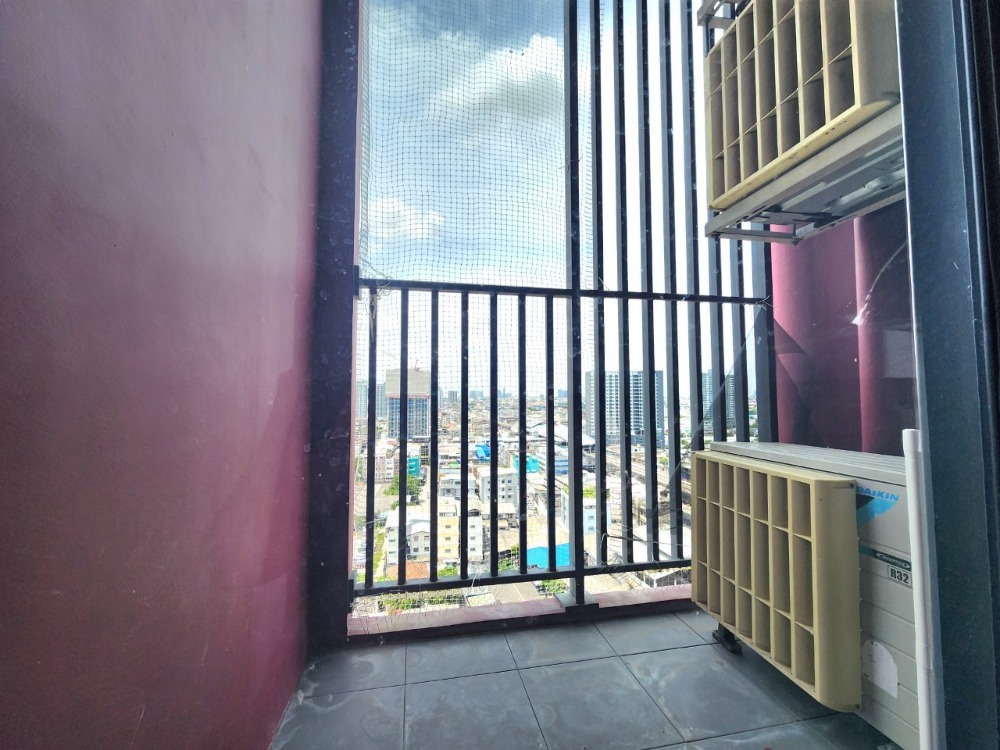 ให้เช่าคอนโดปิ่นเกล้า จรัญสนิทวงศ์ : สถานะตามภาพปก ลดราคาครับ**ห้องว่างครับผม แบบ 2 ห้องนอน 2 น้ำ หายาก ห้องมุมทิศใต้** ให้เช่า The Tree Charan 30 (เดอะทรี จรัญ 30) เฟอร์ไม้บิ้วอิน จอดรถได้ 2 คัน SN494.16