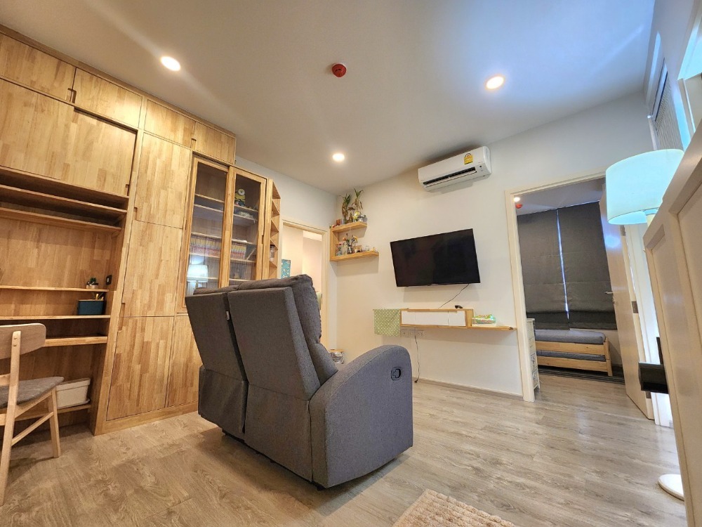 ให้เช่าคอนโดปิ่นเกล้า จรัญสนิทวงศ์ : สถานะตามภาพปก ลดราคาครับ**ห้องว่างครับผม แบบ 2 ห้องนอน 2 น้ำ หายาก ห้องมุมทิศใต้** ให้เช่า The Tree Charan 30 (เดอะทรี จรัญ 30) เฟอร์ไม้บิ้วอิน จอดรถได้ 2 คัน SN494.16