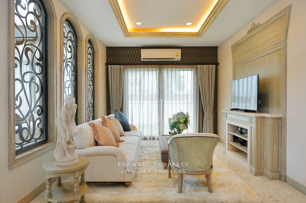 ขายบ้านนวมินทร์ รามอินทรา : ขายบ้านตัวอย่าง Grand Bangkok Boulevard รัชดา - รามอินทรา 2  แต่งครบทั้งหลัง หลังหัวมุม ไม่เคยอยู่อาศัย ใหม่ 100%