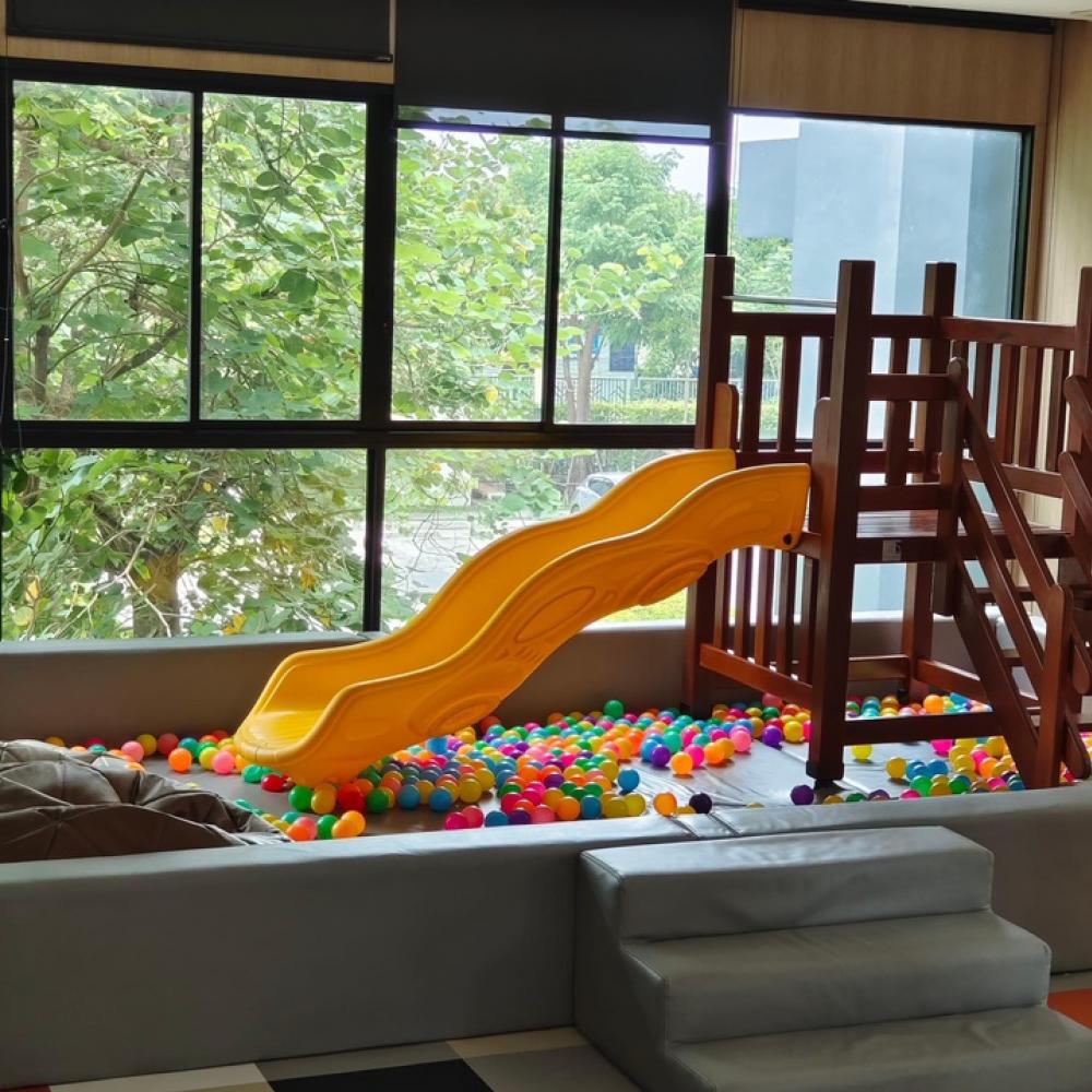 ให้เช่าคอนโดปิ่นเกล้า จรัญสนิทวงศ์ : 🔥ให้เช่าด่วน🔥เดอะทรี ริโอ้ บางอ้อ สเตชั่น ห้องกว้าง วิวไม่บล็อค เฟอร์นิเจอร์ครบพร้อมเข้าอยู่ ติด MRT บางอ้อ