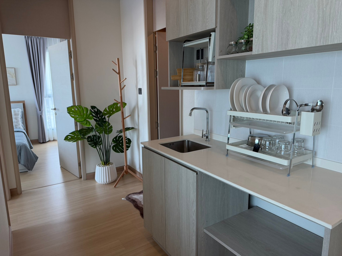 ขายคอนโดเกษตรศาสตร์ รัชโยธิน : ขายด่วน! คอนโดหรู วิวสระว่ายน้ำ ชั้นสูง 26 @Lumpini Park Phahol 32 ห้องใหญ่ 2 นอน 2 น้ำ สภาพนางฟ้า พร้อมอยู่ทันที!  คุ้มที่สุดในย่านเกษตร-รัชโยธิน! คอนโด High Rise ติดถนนใหญ่พหลโยธิน เดินทางง่ายเพียง 200 เมตรถึง BTS เสนานิคม ห้องสวย วิวเปิดโล่ง ตกแต่งครบเ