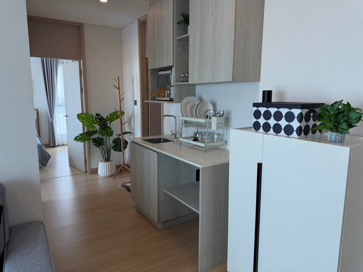 ขายคอนโดเกษตรศาสตร์ รัชโยธิน : ขายด่วน! คอนโดหรู วิวสระว่ายน้ำ ชั้นสูง 26 @Lumpini Park Phahol 32 ห้องใหญ่ 2 นอน 2 น้ำ สภาพนางฟ้า พร้อมอยู่ทันที!  คุ้มที่สุดในย่านเกษตร-รัชโยธิน! คอนโด High Rise ติดถนนใหญ่พหลโยธิน เดินทางง่ายเพียง 200 เมตรถึง BTS เสนานิคม ห้องสวย วิวเปิดโล่ง ตกแต่งครบเ