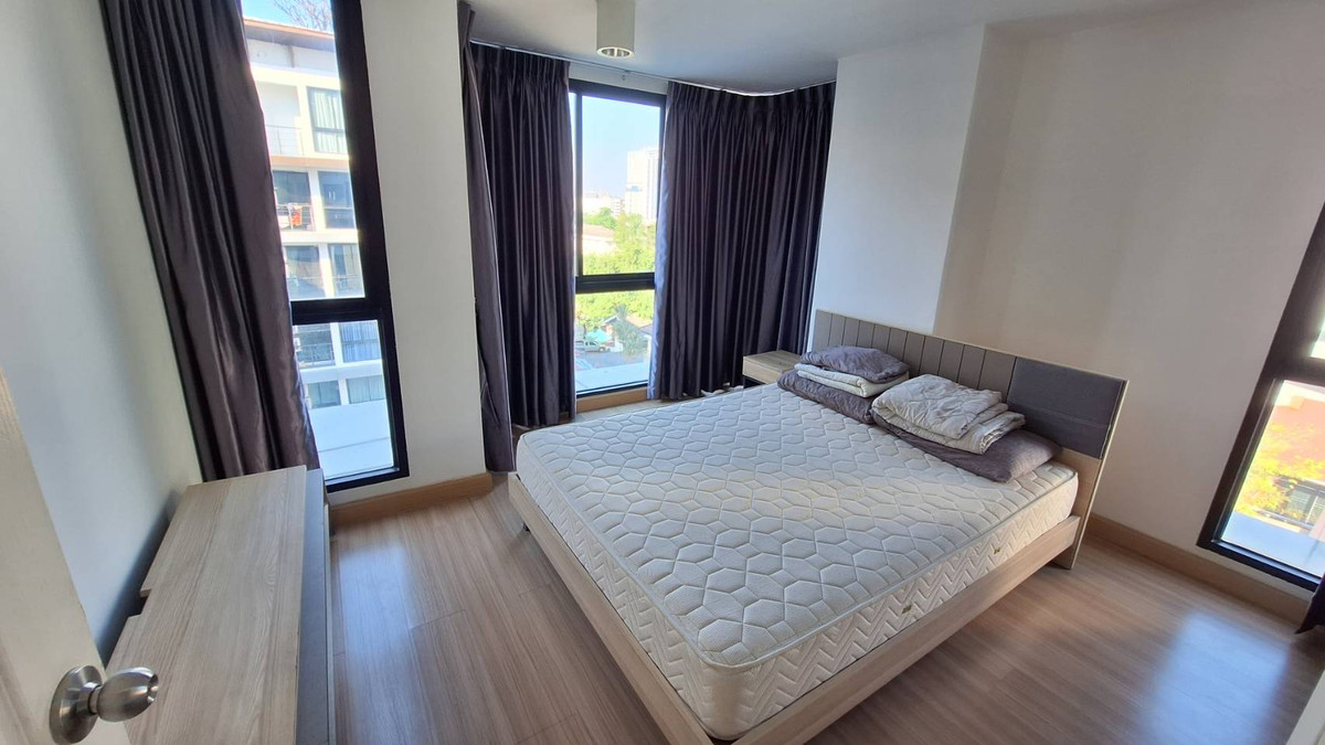 ให้เช่าคอนโดอ่อนนุช อุดมสุข : ให้เช่า 1 ห้องนอน เฟอร์ครบมีเครื่องซักผ้า วิวสระ RENT 1 BEDROOM FULLY FURNISHED !