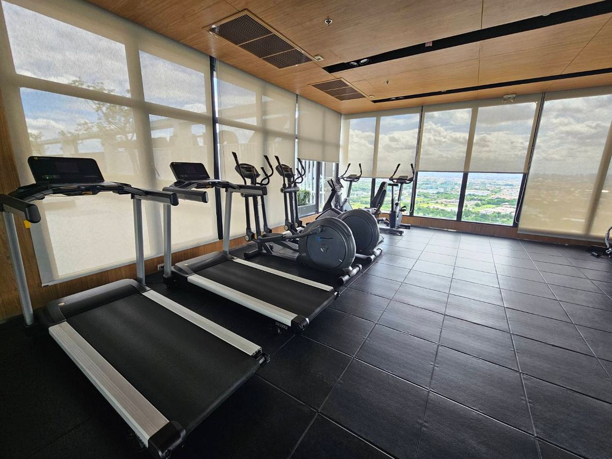 ให้เช่าคอนโดนวมินทร์ รามอินทรา : ห้องใหม่มาก เช่า 1 ห้องนอน Duplex 1 ห้องน้ำ  Blossom Condo @ Fashion Beyond