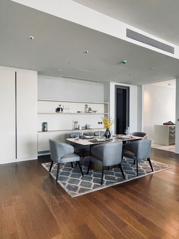 ขายคอนโดสุขุมวิท อโศก ทองหล่อ : 🔻ขายห้อง Resale Kraam Sukhumvit26 174.30 ตรม. ราคาดี 56.4 MB 2Bed 4Baht โทร 0959415999 (ณัฐ)