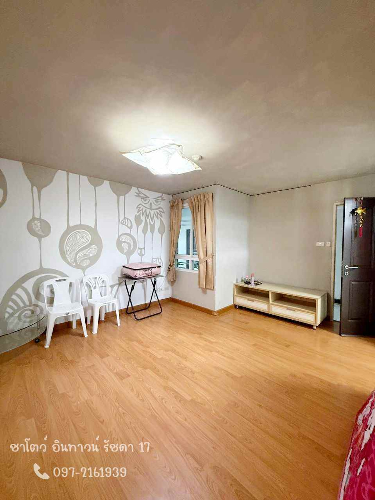 For RentCondoRatchadapisek, Huaikwang, Suttisan : 📣 Condo for rent, Chateau In Town Ratchada 17, corner room, near MRT Huai Khwang - Sutthisan, large room, ready to move in.