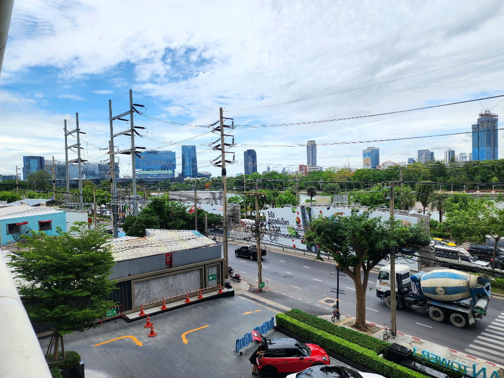 For SaleOfficeKhlongtoei, Kluaynamthai : Foreigners can buy this property - Office space for sale on the Ocean Tower 1 building, area 300-600 sq.m.