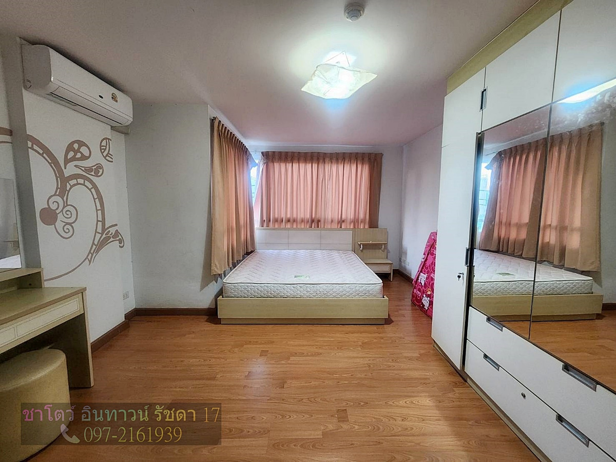 For RentCondoRatchadapisek, Huaikwang, Suttisan : 📣 Condo for rent, Chateau In Town Ratchada 17, corner room, near MRT Huai Khwang - Sutthisan, large room, ready to move in.