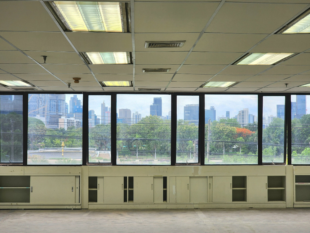 For SaleOfficeKhlongtoei, Kluaynamthai : Office space for sale on the Ocean Tower 1 building, 308 sq.m.