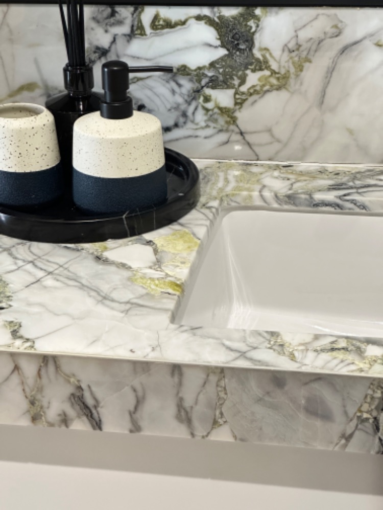 For SaleCondoSilom, Saladaeng, Bangrak : Condo for sale, Romm Convent, price 14.3 million baht, 1Bed, ask for more information or make an appointment to see the room 📞0959415999