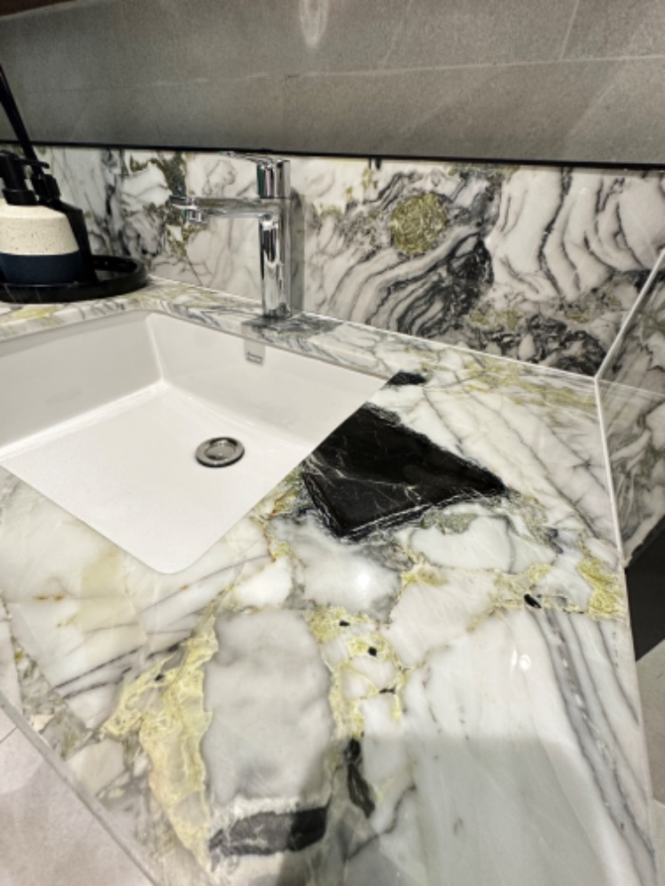 For SaleCondoSilom, Saladaeng, Bangrak : Condo for sale, Romm Convent, price 14.3 million baht, 1Bed, ask for more information or make an appointment to see the room 📞0959415999