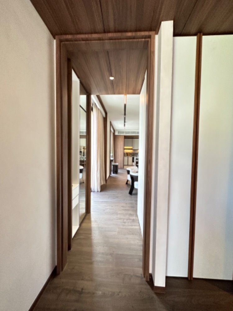 For SaleCondoSilom, Saladaeng, Bangrak : Condo for sale, Romm Convent, price 14.3 million baht, 1Bed, ask for more information or make an appointment to see the room 📞0959415999