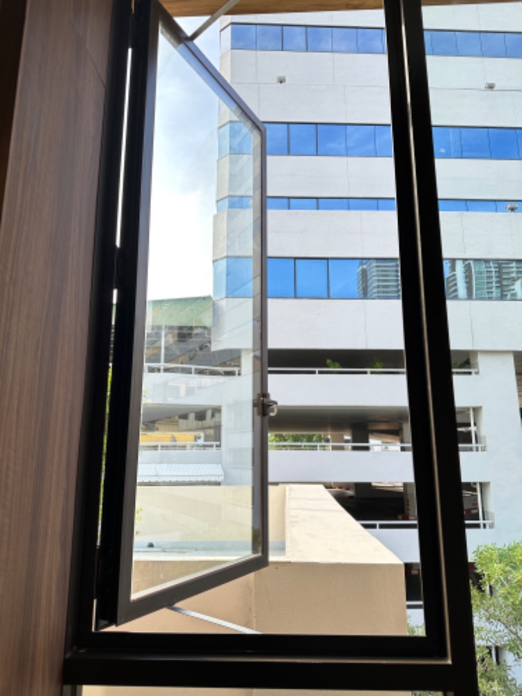 For SaleCondoSilom, Saladaeng, Bangrak : Condo for sale, Romm Convent, price 14.3 million baht, 1Bed, ask for more information or make an appointment to see the room 📞0959415999