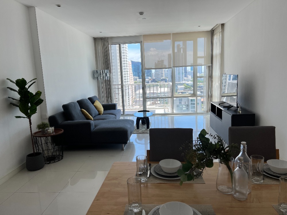ให้เช่าคอนโดสุขุมวิท อโศก ทองหล่อ : Fully Furnished 2 Beds for Rent!