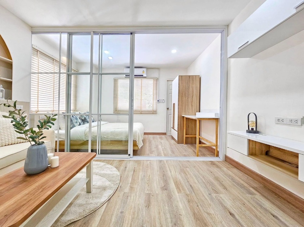 ขายคอนโดลาดพร้าว เซ็นทรัลลาดพร้าว : คอนโดรัชดาเพรสทีจ  ลาดพร้าว48  ขนาดห้อง 31 ตร.ม. แต่งครบพร้อมอยู่