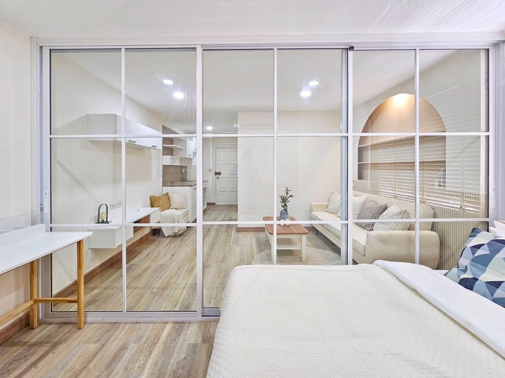 ขายคอนโดลาดพร้าว เซ็นทรัลลาดพร้าว : คอนโดรัชดาเพรสทีจ  ลาดพร้าว48  ขนาดห้อง 31 ตร.ม. แต่งครบพร้อมอยู่