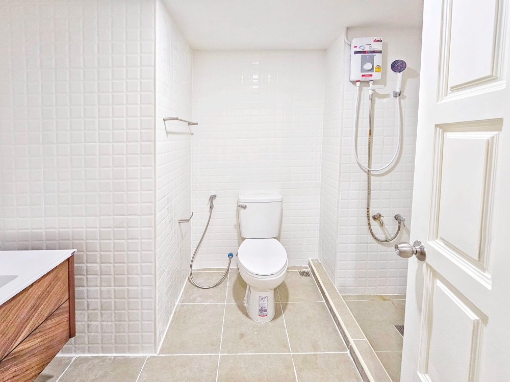 ขายคอนโดลาดพร้าว เซ็นทรัลลาดพร้าว : คอนโดรัชดาเพรสทีจ  ลาดพร้าว48  ขนาดห้อง 31 ตร.ม. แต่งครบพร้อมอยู่