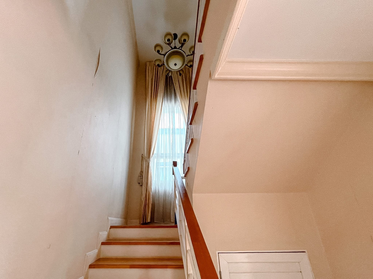 ขายบ้านนวมินทร์ รามอินทรา : ขายบ้าน  เดอะ เซนโทร รามอินทรา คันนายาว เขต คันนายาว กรุงเทพ     CX-144477