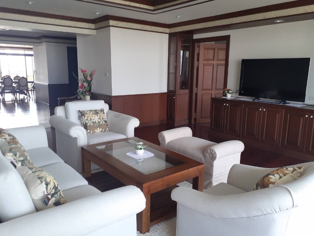 ให้เช่าคอนโดสุขุมวิท อโศก ทองหล่อ : PENTHOUSE - 3 Bed 330 Sqm (120k Negotiable) 🐱🐶 Pet Friendly @BTS Thonglor