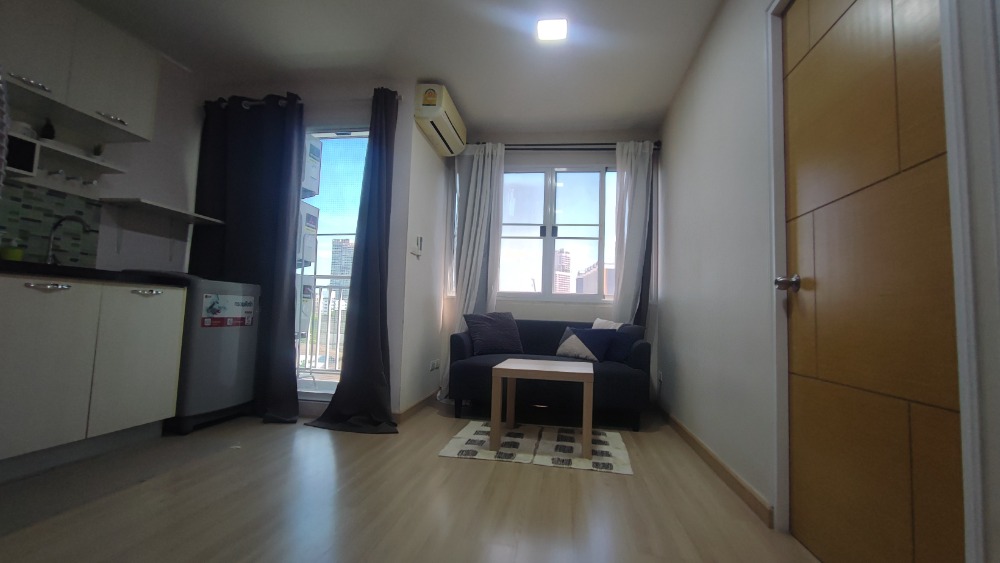 For SaleCondoLadprao, Central Ladprao : The condo is ready to move in, near MRT Lat Phrao and the Yellow Line.