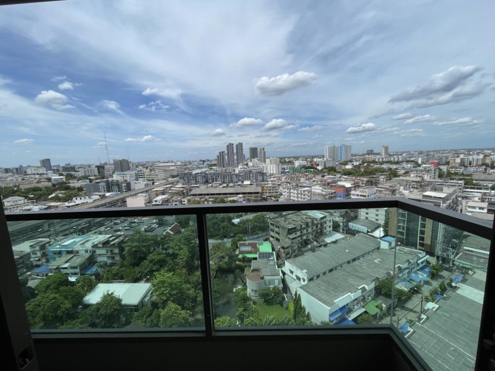 ขายคอนโดเกษตรศาสตร์ รัชโยธิน :  โอกาสทอง! ขายคอนโดวิวสวย เงียบสงบ เดินทางสะดวก ใกล้ BTS ลุมพินี พาร์ค พหล 32 ชั้น 23 วิวหลักล้าน คอนโด 1 ห้องนอน ขนาด 28.40 ตร.ม. ทำเลสุดปัง ติดถนนใหญ่พหลโยธิน บรรยากาศดีตลอดวัน เป็นส่วนตัวสูง เหมาะสำหรับคนชอบความสงบหลังกลับจากวันทำงานที่วุ่นวาย