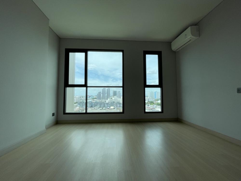 ขายคอนโดเกษตรศาสตร์ รัชโยธิน :  โอกาสทอง! ขายคอนโดวิวสวย เงียบสงบ เดินทางสะดวก ใกล้ BTS ลุมพินี พาร์ค พหล 32 ชั้น 23 วิวหลักล้าน คอนโด 1 ห้องนอน ขนาด 28.40 ตร.ม. ทำเลสุดปัง ติดถนนใหญ่พหลโยธิน บรรยากาศดีตลอดวัน เป็นส่วนตัวสูง เหมาะสำหรับคนชอบความสงบหลังกลับจากวันทำงานที่วุ่นวาย