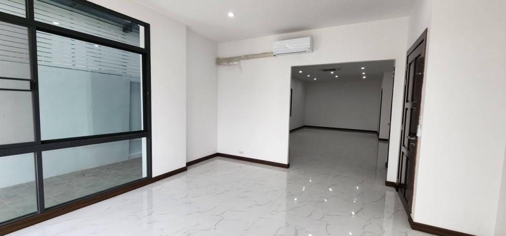 ให้เช่าโฮมออฟฟิศอ่อนนุช อุดมสุข : ปล่อยเช่า โมเดิร์น โฮมออฟฟิศ ซอยปรีดีพนมยงค์ - สุขุมวิท 71 (พระโขนง) เหมาะสำหรับ Office | Private Spa | Clinic ความงาม และ Wellness ด้านสุขภาพ