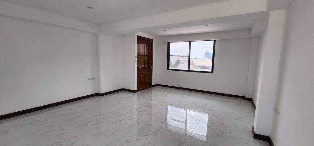 ให้เช่าโฮมออฟฟิศอ่อนนุช อุดมสุข : ปล่อยเช่า โมเดิร์น โฮมออฟฟิศ ซอยปรีดีพนมยงค์ - สุขุมวิท 71 (พระโขนง) เหมาะสำหรับ Office | Private Spa | Clinic ความงาม และ Wellness ด้านสุขภาพ