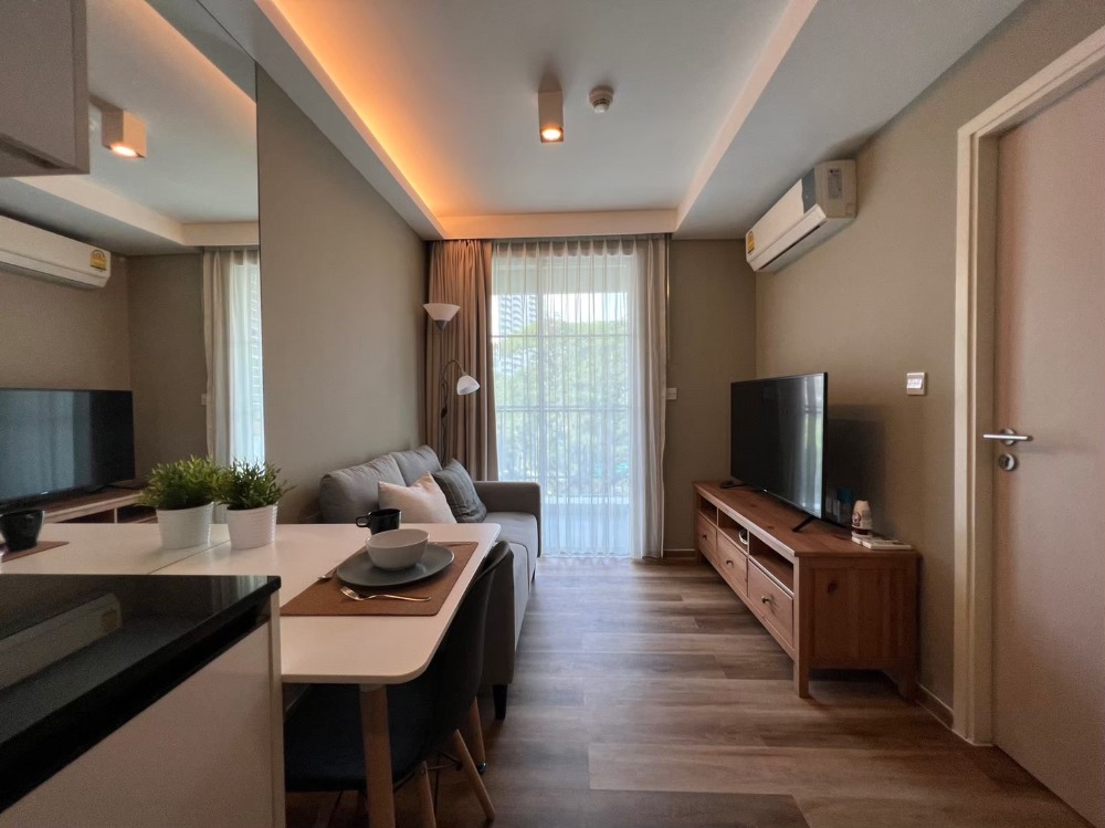 ให้เช่าคอนโดสุขุมวิท อโศก ทองหล่อ : (ขาย/ให้เช่า) Maestro 39 Residences มาเอสโตร 39 เรสซิเด้นท์ พร้อมพงษ์ 1 ห้องนอน 1 ห้องนั่งเล่น 30 ตร.ม. เลี้ยงสัตว์ได้