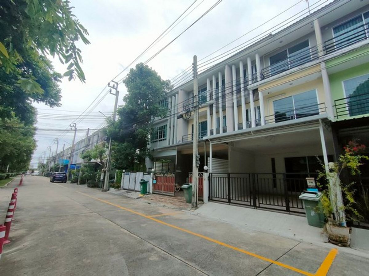 ขายทาวน์โฮมพระราม 2 บางขุนเทียน : ขายพร้อมผู้เช่าทาวน์โฮม 3 ชั้น ม.วิสต้า ปาร์ค พระราม 2 Renovate ใหม่