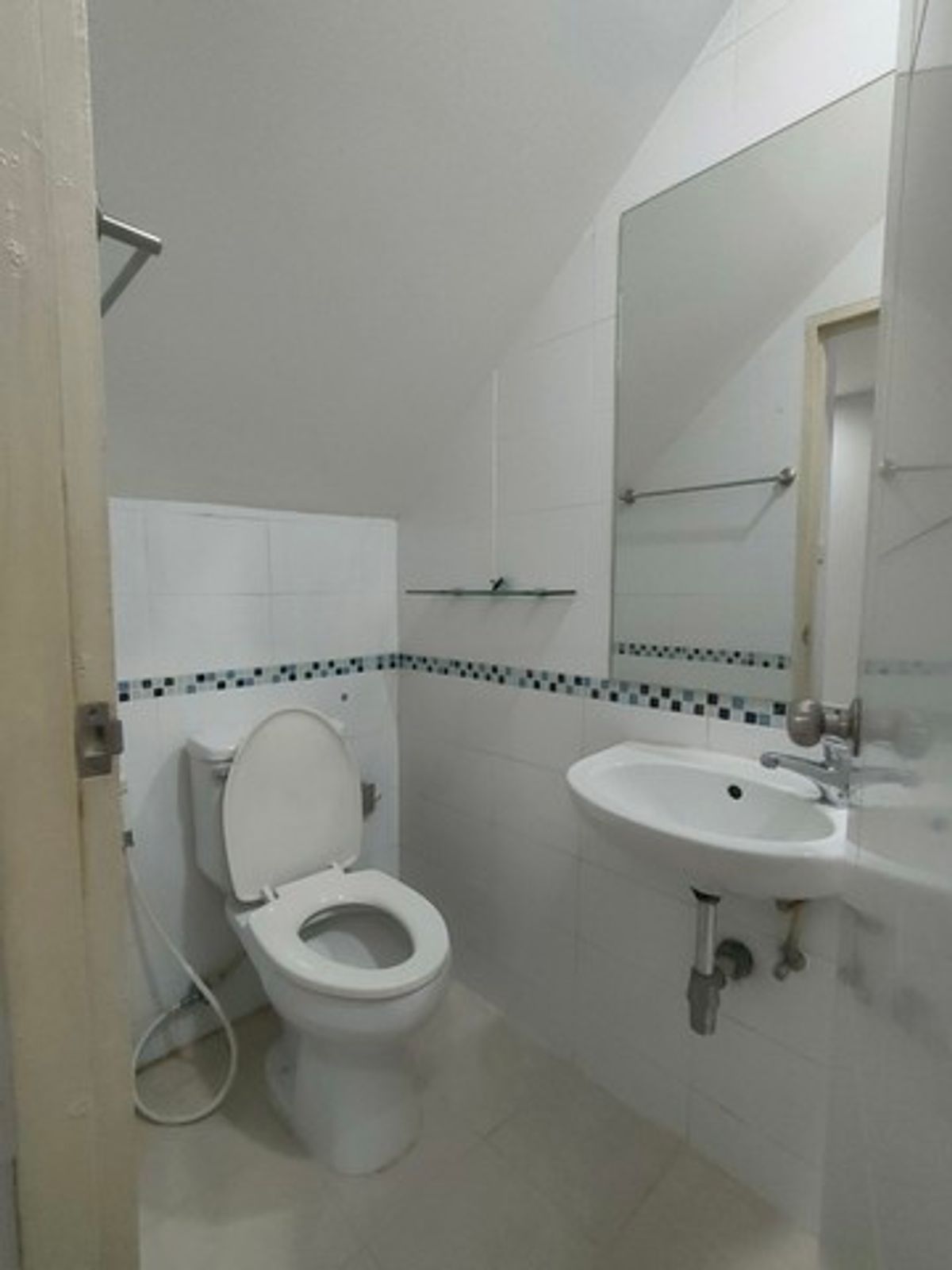 ขายทาวน์โฮมพระราม 2 บางขุนเทียน : ขายพร้อมผู้เช่าทาวน์โฮม 3 ชั้น ม.วิสต้า ปาร์ค พระราม 2 Renovate ใหม่