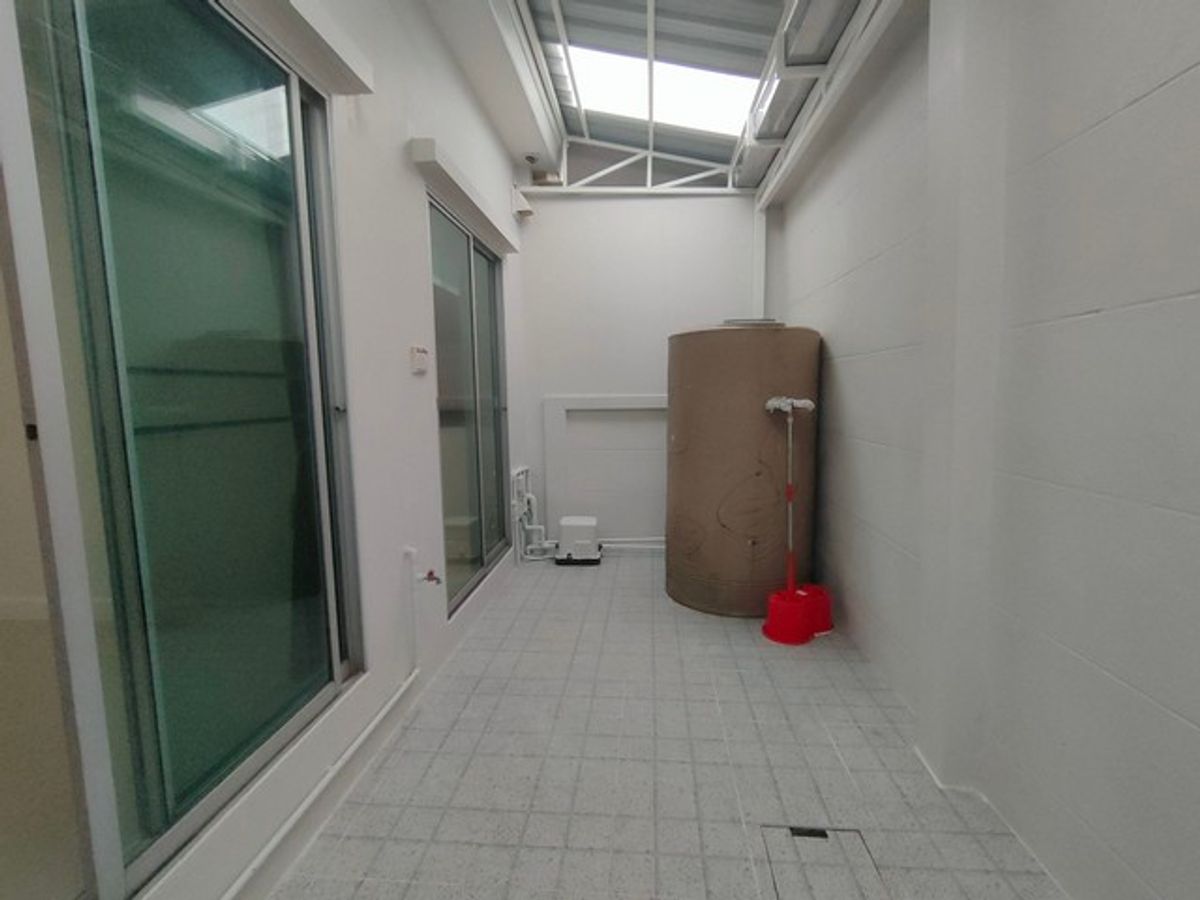 ขายทาวน์โฮมพระราม 2 บางขุนเทียน : ขายพร้อมผู้เช่าทาวน์โฮม 3 ชั้น ม.วิสต้า ปาร์ค พระราม 2 Renovate ใหม่