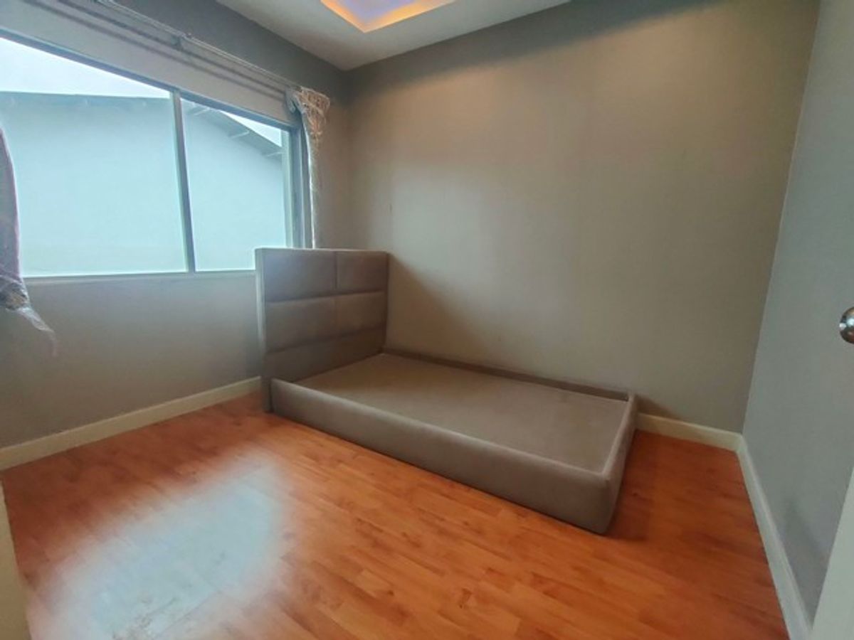 ขายทาวน์โฮมพระราม 2 บางขุนเทียน : ขายพร้อมผู้เช่าทาวน์โฮม 3 ชั้น ม.วิสต้า ปาร์ค พระราม 2 Renovate ใหม่