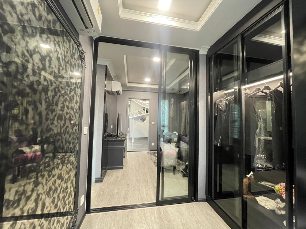 ขายดาวน์คอนโดปทุมธานี รังสิต ธรรมศาสตร์ : 💕Modiz avatgarde คอนโดใกล้มหาวิทยาลัยธรรมศาสตร์ โครงการที่เป็นกระแสแรง ฮอตสุดๆ  sold out ภายในวันเดียวเท่านั้น ตอนนี้ sold out ไปแล้ว แต่สนใจติดต่อทางเราได้