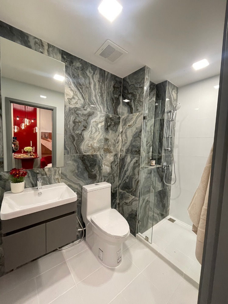 ขายดาวน์คอนโดปทุมธานี รังสิต ธรรมศาสตร์ : 💕Modiz avatgarde คอนโดใกล้มหาวิทยาลัยธรรมศาสตร์ โครงการที่เป็นกระแสแรง ฮอตสุดๆ  sold out ภายในวันเดียวเท่านั้น ตอนนี้ sold out ไปแล้ว แต่สนใจติดต่อทางเราได้