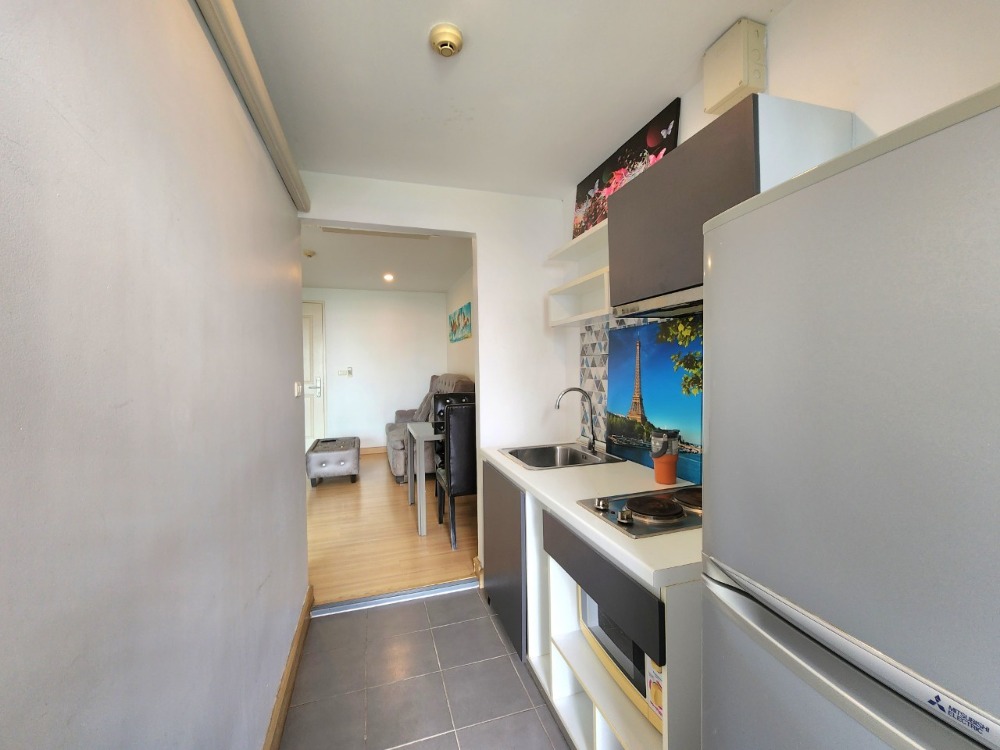 For RentCondoBangna, Bearing, Lasalle : Status as shown in the cover photo** Room available, 42 sq m., largest!!** For rent, The Niche Mono Bangna **Bed + mattress 10 feet, I repeat 10 feet!! (2 beds together) Price negotiable**