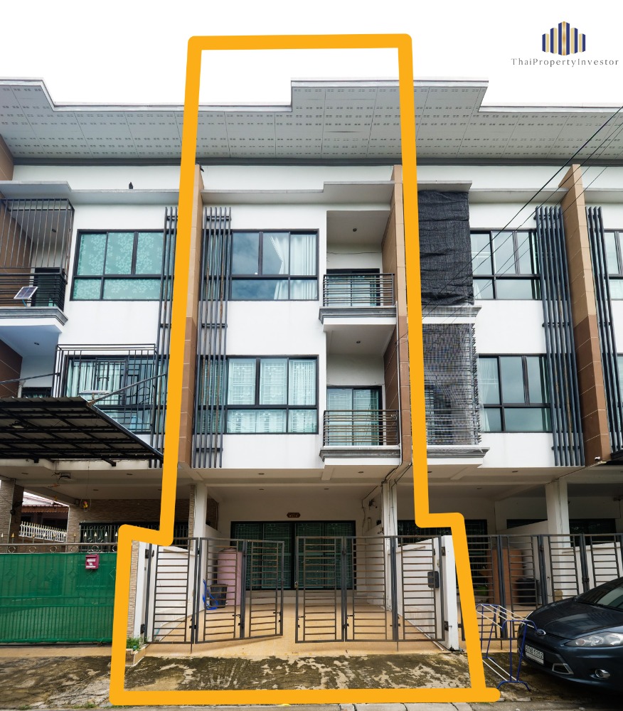 For SaleShop HouseBang kae, Phetkasem : Great value!! Brand new condition!! For sale: 3-storey commercial building, Soi Petchkasem 69, kitchen extension complete, clean and beautiful house, very new condition! Near Denla Kindergarten