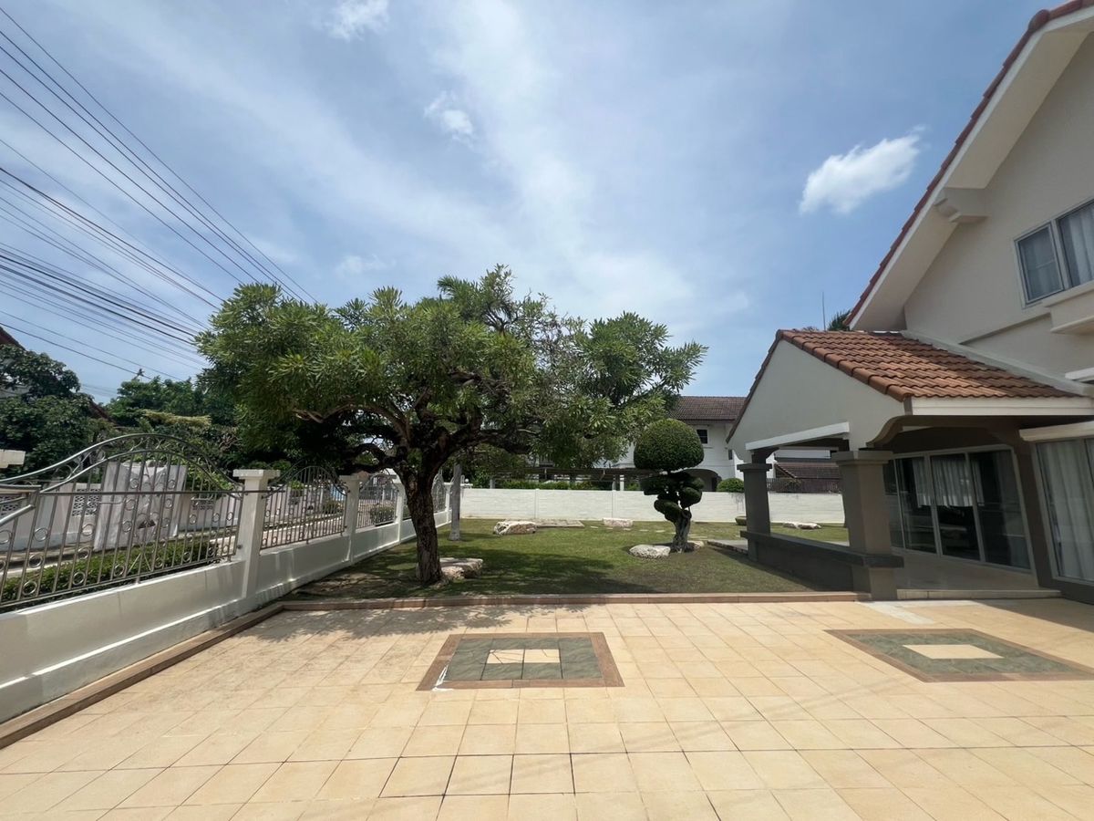 For SaleHousePathum Thani,Rangsit, Thammasat : 👇For sale  newly renovated house  in Muang Ake compound, near Rangsit University, Future park Rangsit