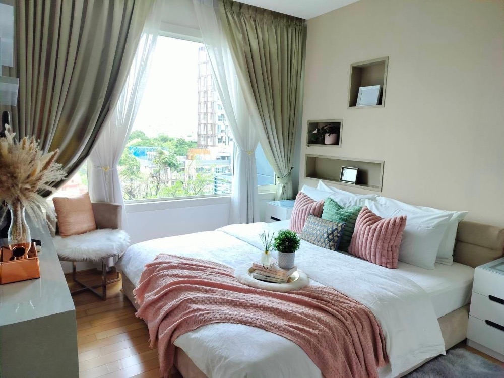 For RentCondoSukhumvit, Asoke, Thonglor : Available end of August. For rent Siri at Sukhumvit, 2 bedrooms near BTS Thong Lor