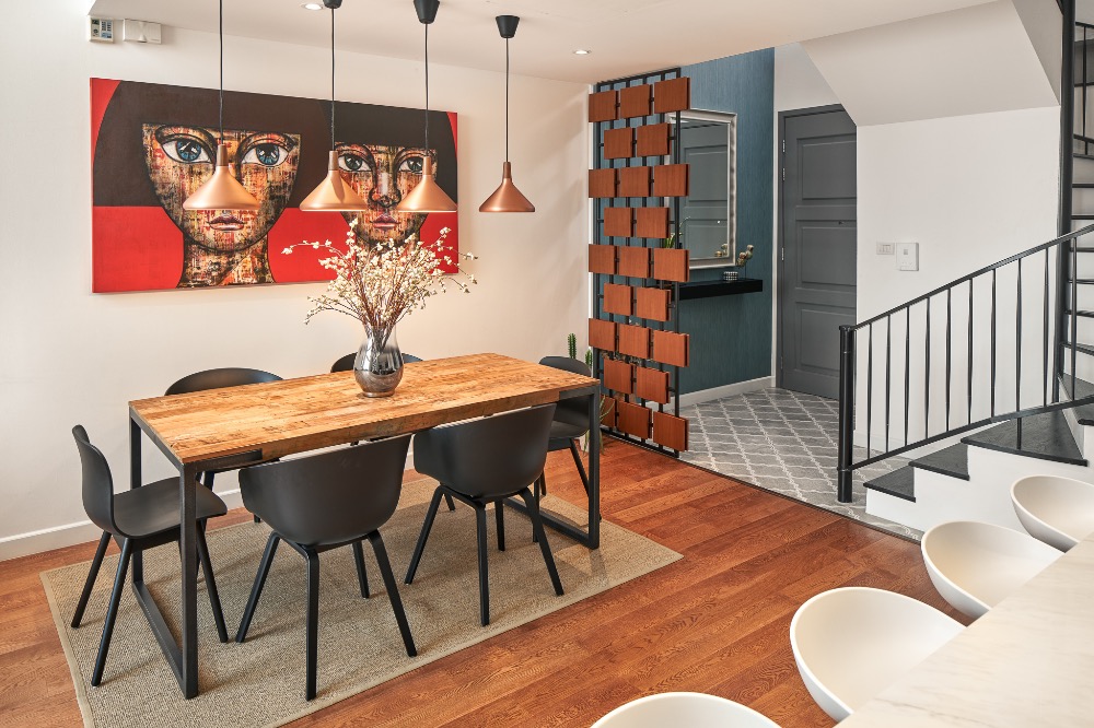 For SaleCondoSathorn, Narathiwat : 🔥 For sale, The Empire place, 2 bedrooms near BTS Chong Nonsi.