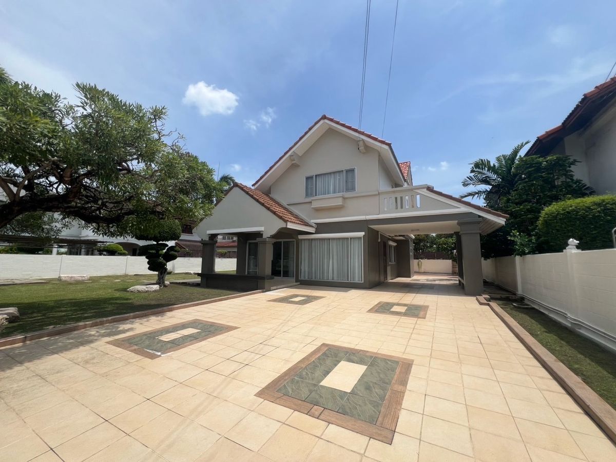 For SaleHousePathum Thani,Rangsit, Thammasat : 👇For sale  newly renovated house  in Muang Ake compound, near Rangsit University, Future park Rangsit