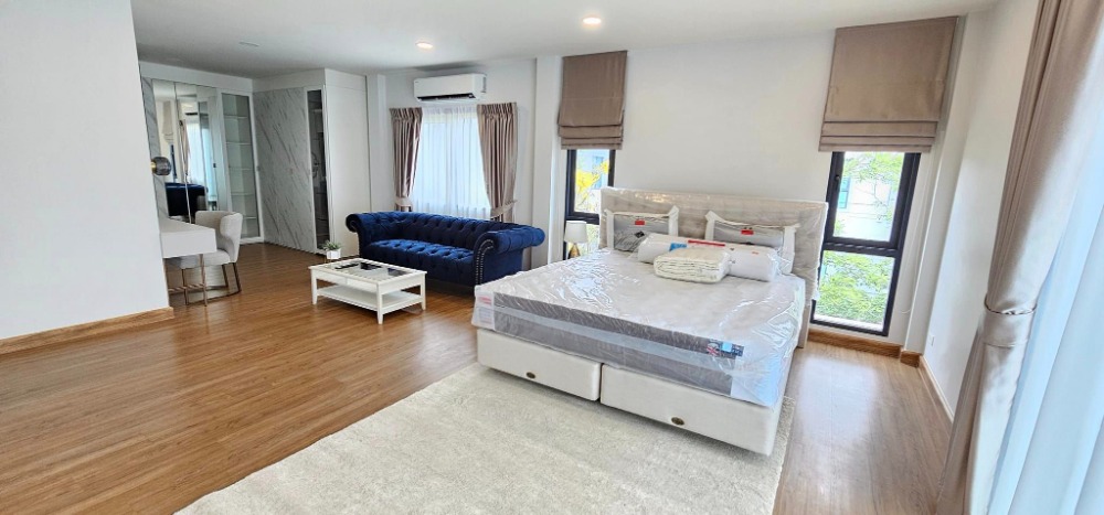 For RentHouseBangna, Bearing, Lasalle : For Rent Centro Bangna Near Suvarnabhumi Airport 🛫