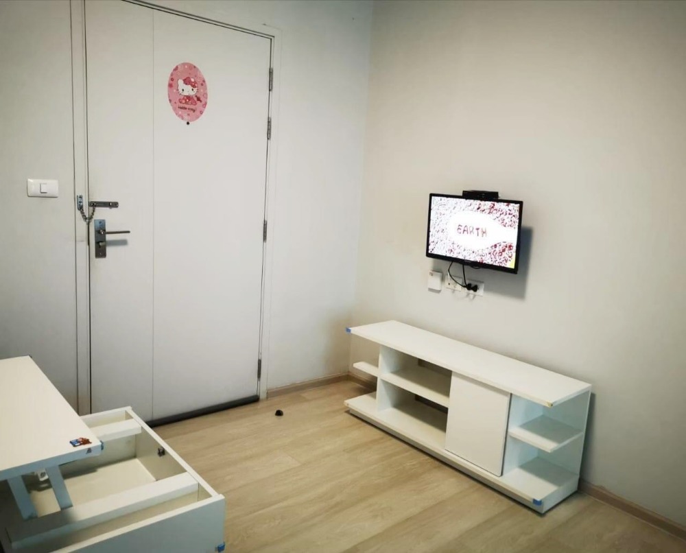 ขายคอนโดเสรีไทย-นิด้า : S_UST112 ยูนิโอ รามคำแหง 27ตรม. ชั้น2 วิวสระ 1.34ล้าน 064-959-8900