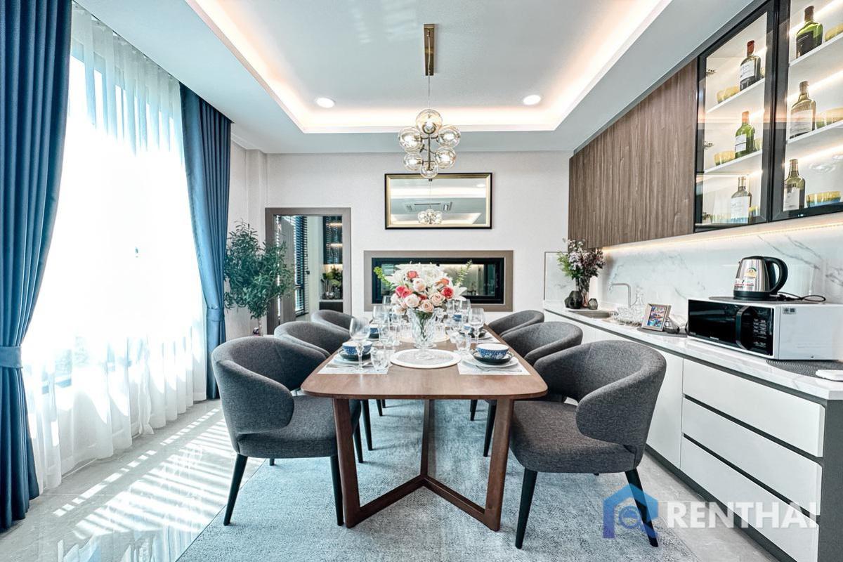 ขายบ้านพัทยา บางแสน ชลบุรี สัตหีบ : ขายบ้าน 2 ชั้น สไตล์โมเดิร์น ทรอปิคอล พัทยา