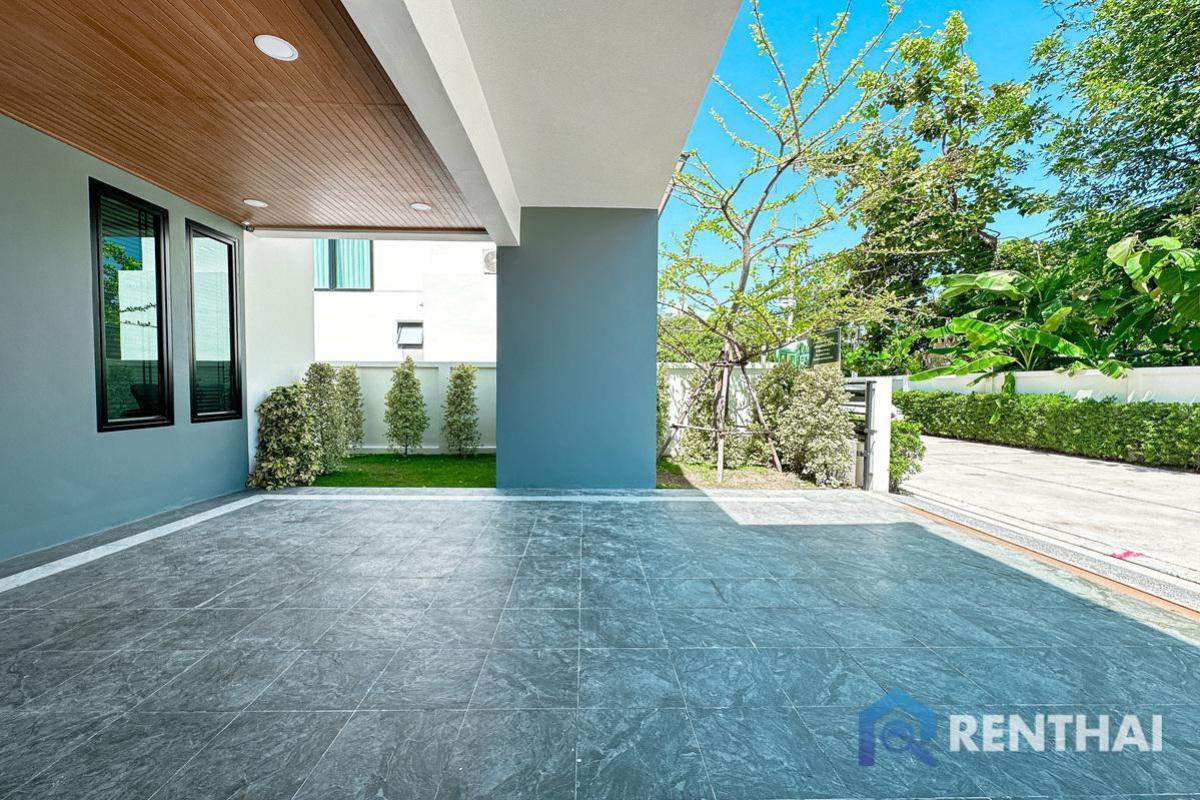 ขายบ้านพัทยา บางแสน ชลบุรี สัตหีบ : ขายบ้าน 2 ชั้น สไตล์โมเดิร์น ทรอปิคอล พัทยา