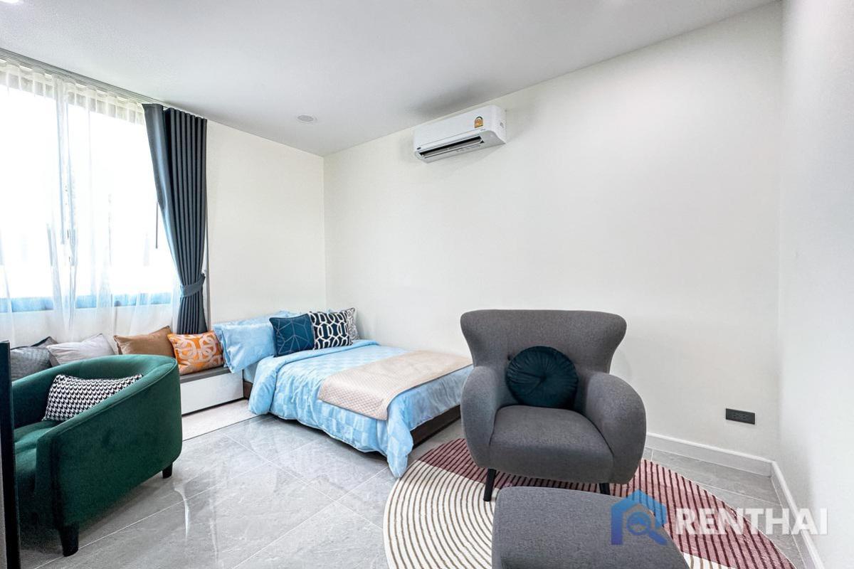 ขายบ้านพัทยา บางแสน ชลบุรี สัตหีบ : ขายบ้าน 2 ชั้น สไตล์โมเดิร์น ทรอปิคอล พัทยา